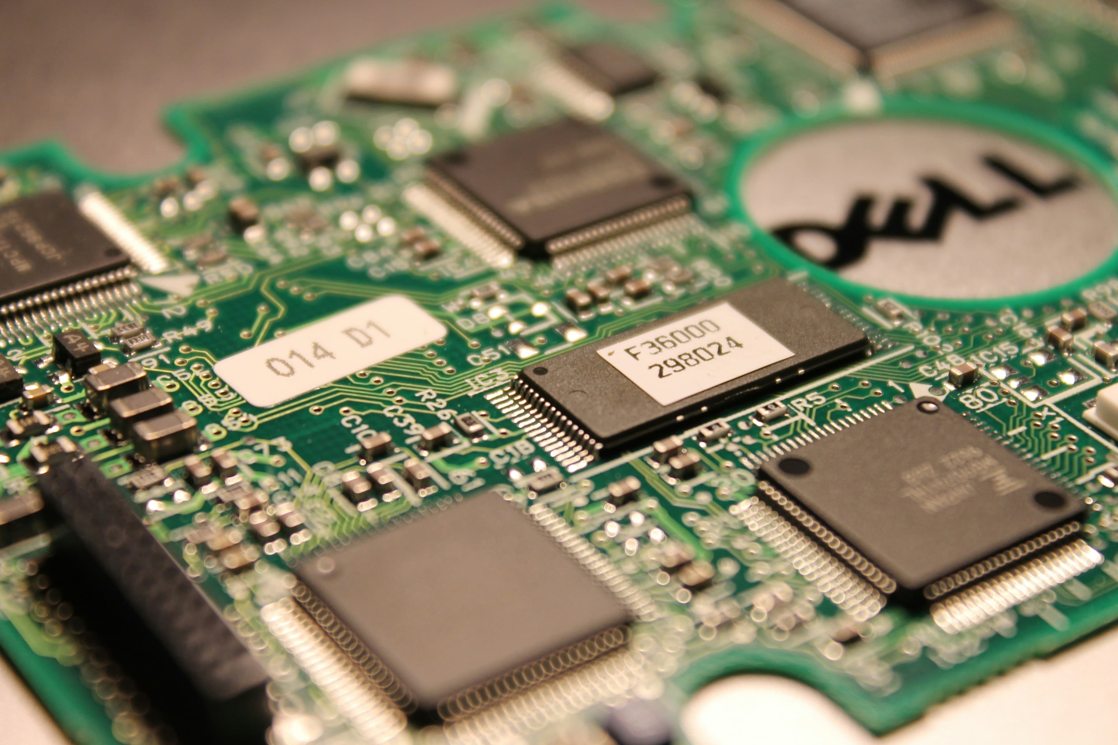 Beyond Big-O: How Hardware Shapes Code Performance.